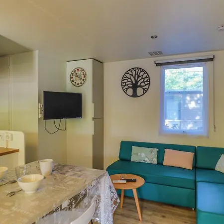 Campsite Mobilhome 6 Personnes 5*