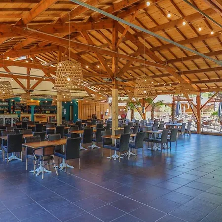 Campsite Mobilhome 6 Personnes 5*